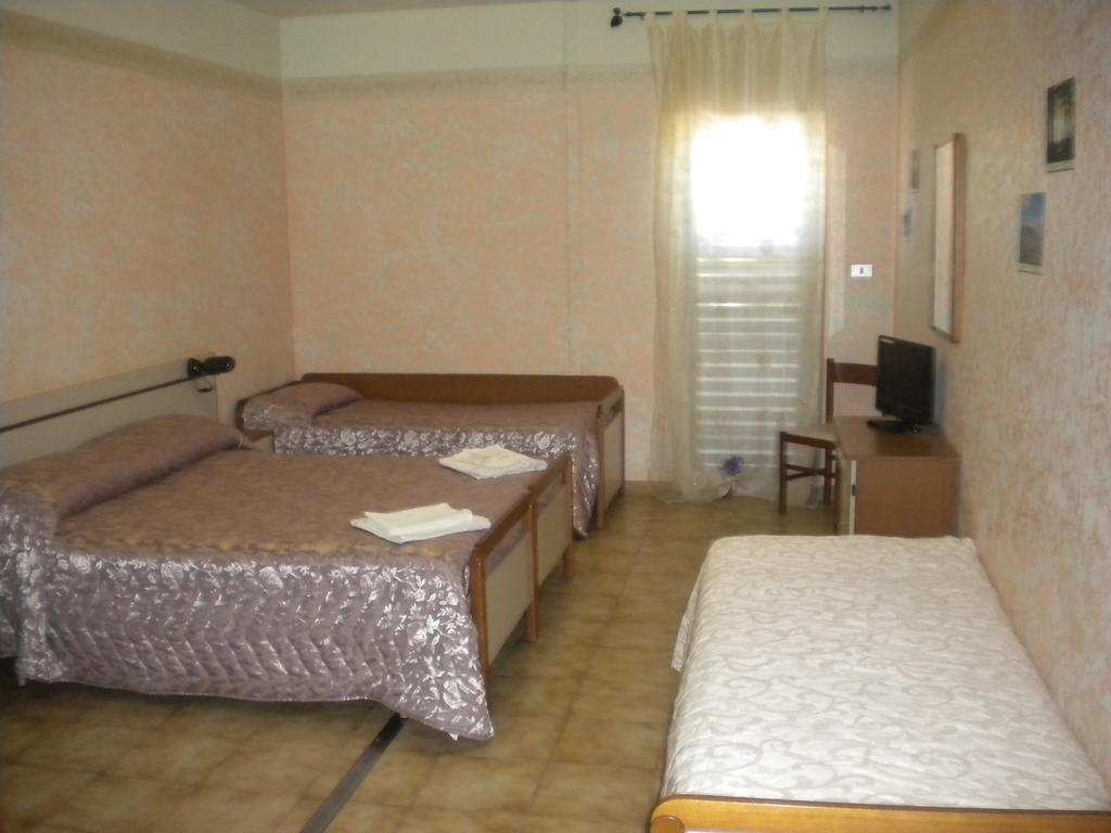 Hotel Menta E Rosmarino Monte SantʼAngelo Exteriér fotografie